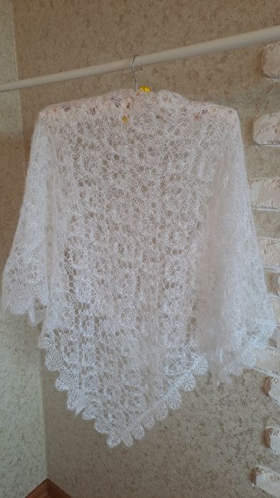 Хустки, шарфи,косинки з козячої шерсті і пуху