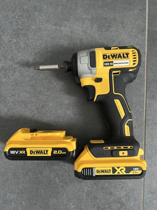 Безщітковий Акум.Імпакт Dewalt DCF 787