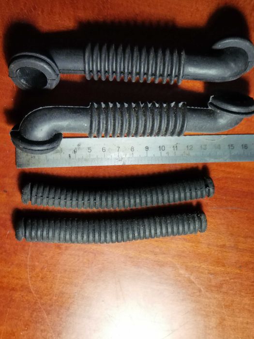 Защитная гофра  проводки двери