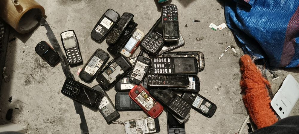 Stare telefony komórkowe