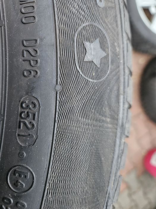 Opony Zimowe Continental 225.55.17 97H  Dot 2021 7mm