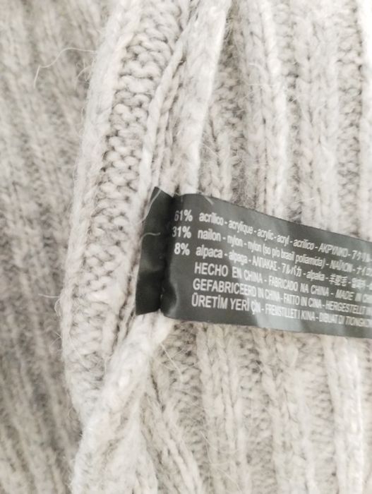 Sweter z kapturem8% alpaka  oversize marki Zara