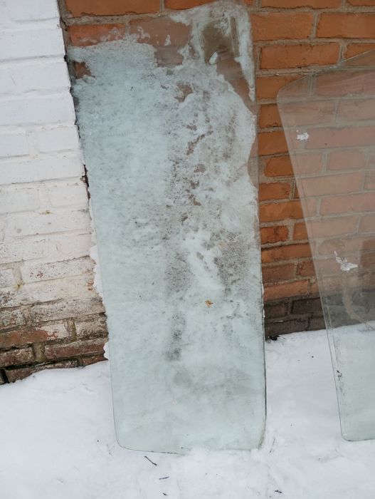 Продам скло ваз 2106