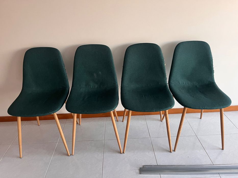 4 Cadeiras para estofar