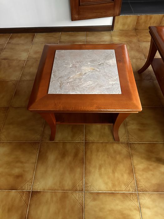 Mesa de sala em oriomo estado