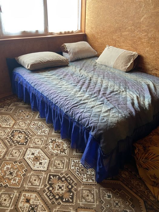 Продается двухспальная кровать