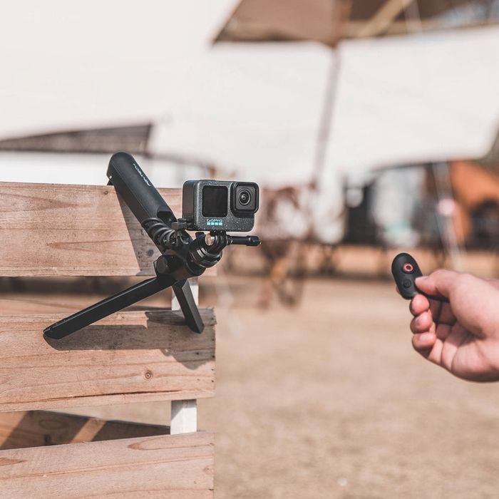 PGYTECH CapLock MantisPod Power (Insta360 Edition) штатив,монопод,тріпод з power bank, аккумулятором для екшн камери