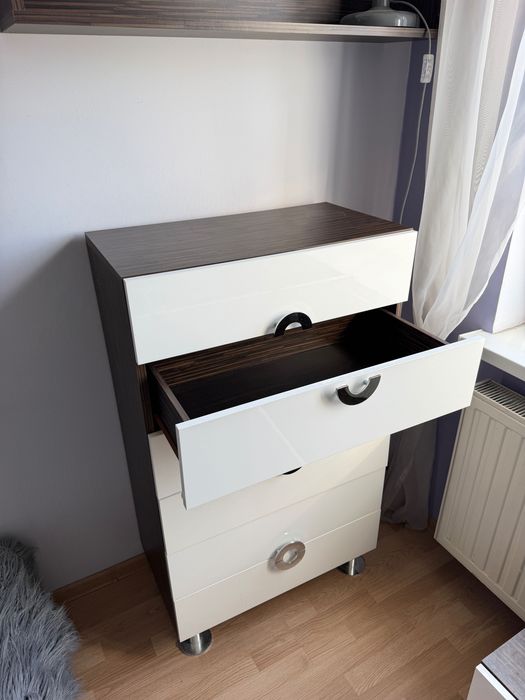 zestaw mebli z black red white