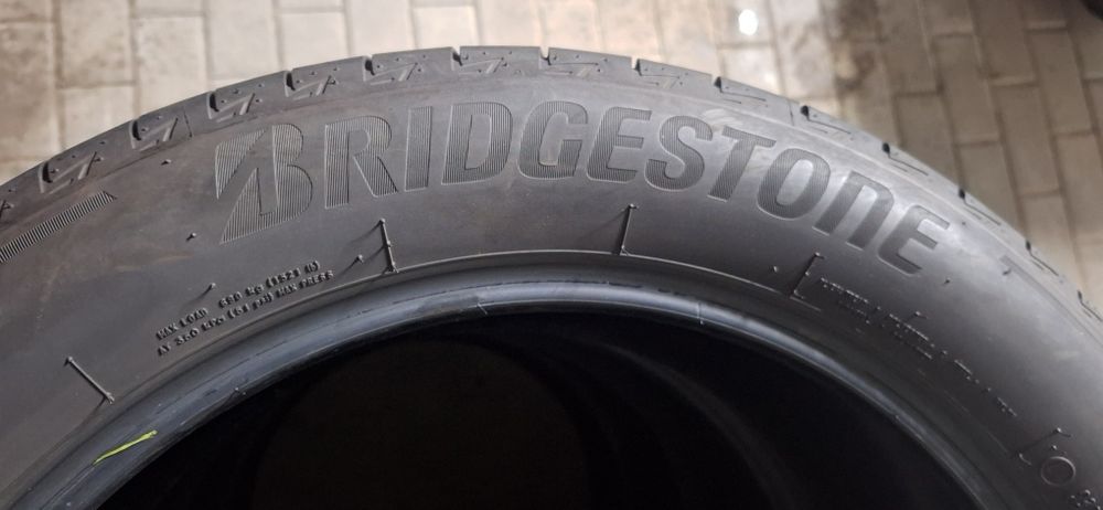 Opony Bridgeston Turanza 215/55R18 z 2022r.