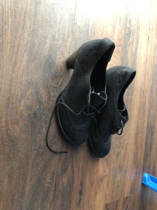 Świetne czółenka damskie Lasocki roz 37