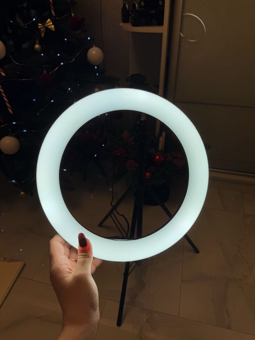 Штатив + кільцева лампа