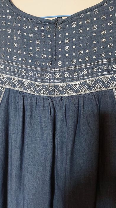 Vestido/túnica em ganga com bordado