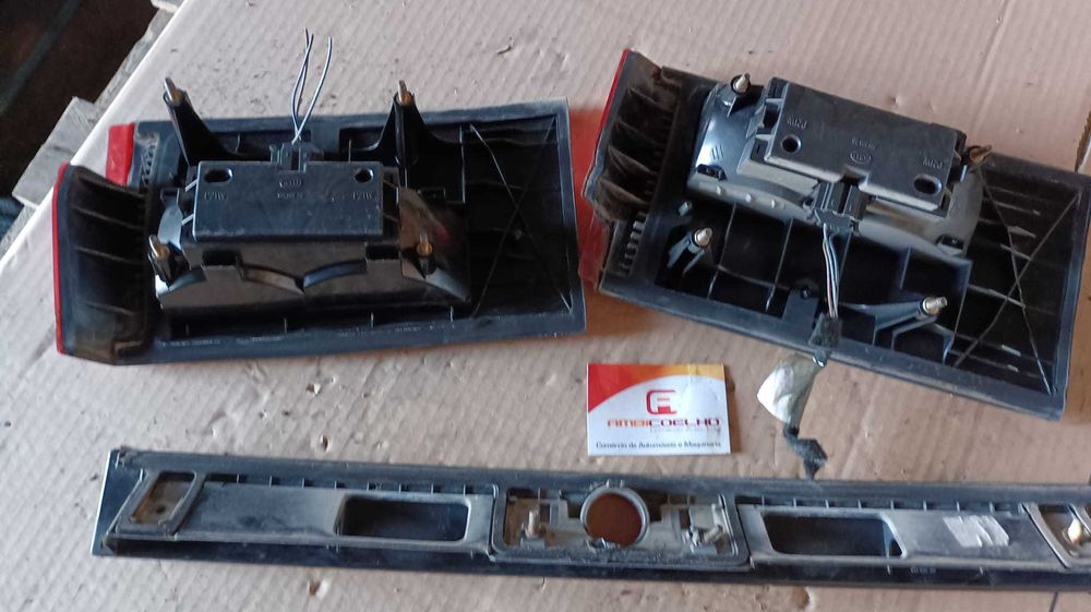 REF218 2 luzes de tras mala farolins seat toledo 1993
