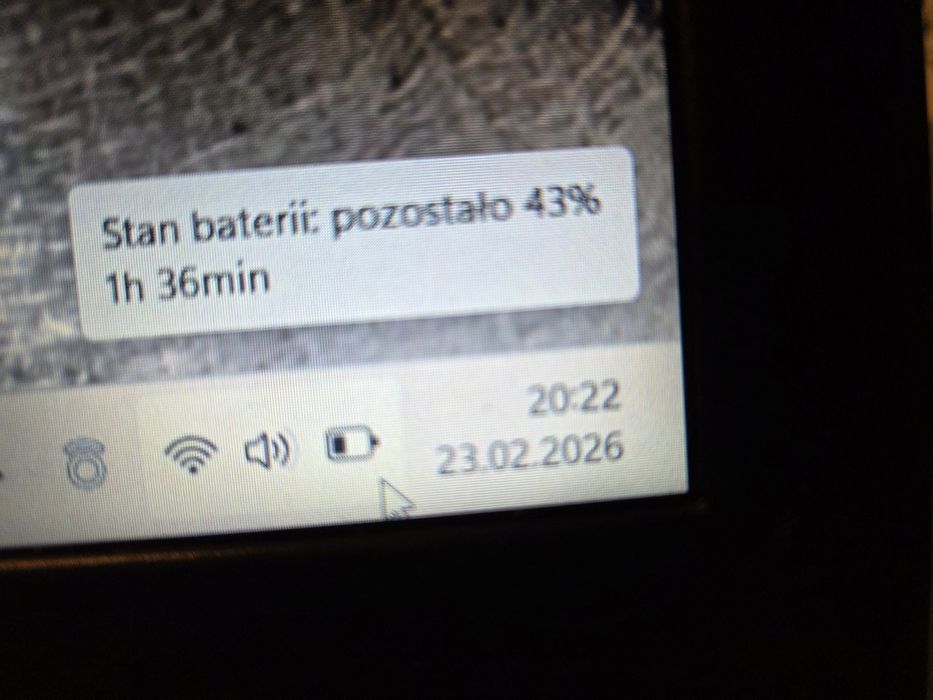 Laptop dell inspirion 15 5570