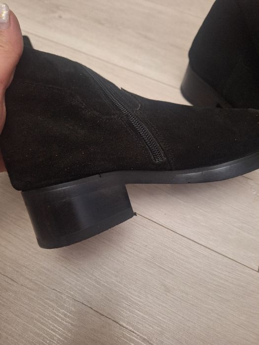 Сапоги жіночі 36 (36.5) натуральна замша! В ідеальному стані