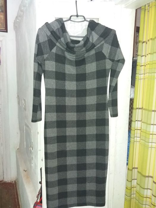 теплые платье.табачное