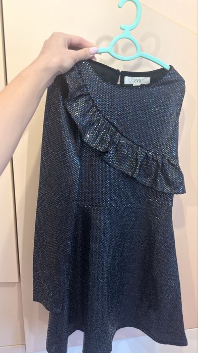 Гарна сукня від zara