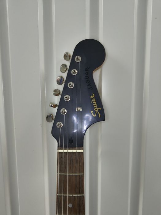 Guitarra Squier Jaguar Classic Vibe 60`s Charcoal Frost Metallic