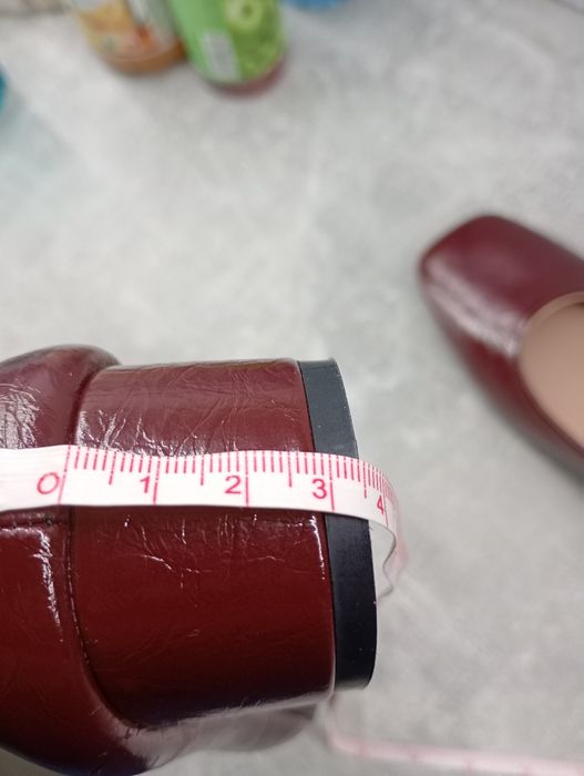 Nowe buty damskie na obcasie bordowe 45