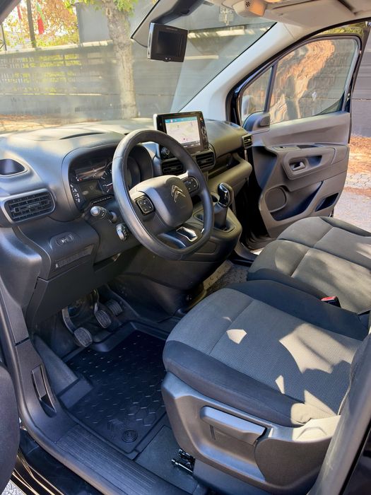 Citroen Berlingo 1.6 Hdi 100cv GPS/Câmaras/3lugs.