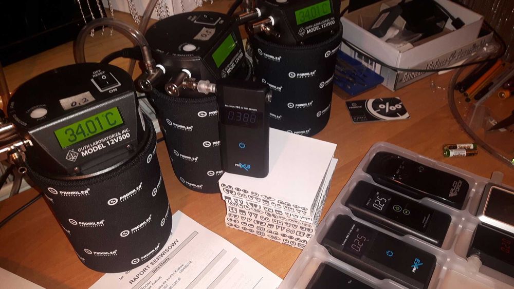 Alkomat PRO X-3 elektrochemiczny policyjna precyzja + 1 ROK kalibracji