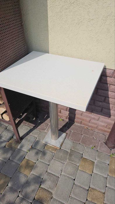 Столи барні, кавові  з штучного каменя / для пивної, пабу, ресторану