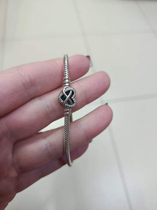 Продам серебряный браслет