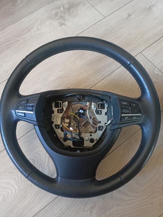 Kierownica z poduszką powietrzną BMW F10 F11