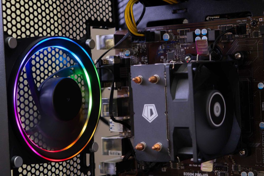 Ігровий ПК (RX 5700 xt / Ryzen 5 1600 / DDR4 16GB / SSD 120GB)