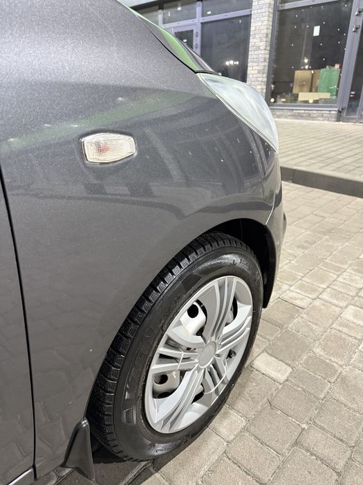 Hyundai i10 в идеальном состоянии!!!