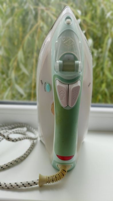 Утюг. Утюг zelmer navigator.