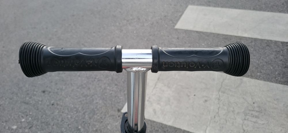 Trotinete Y Volution64584896529281123