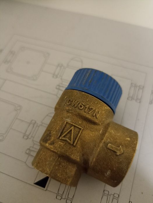 Zawór bezpieczeństwa afriso 1/2 x 3/4