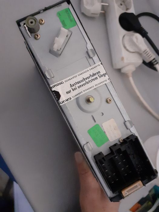 Radio Grundig usado.