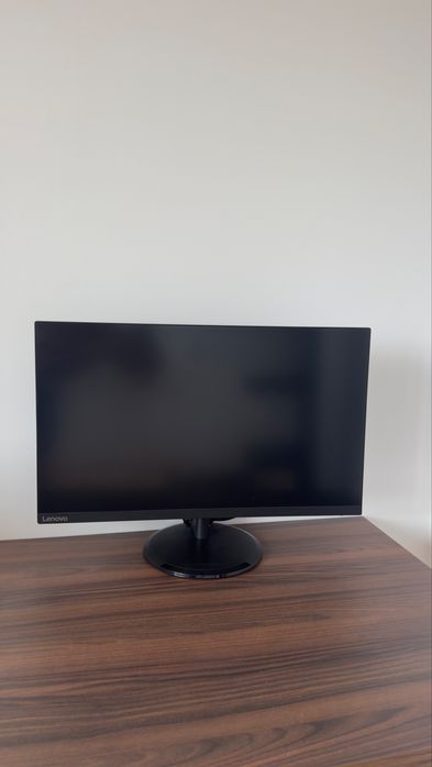 Monitor lenovo.