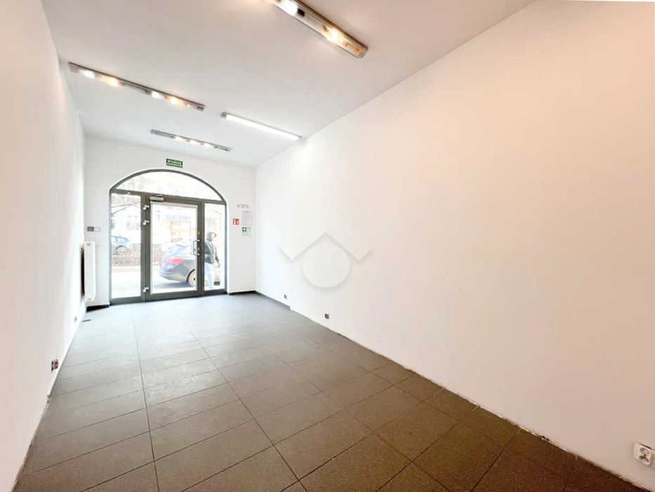 Lokal z witryną - ul. Słowiańska/Długa