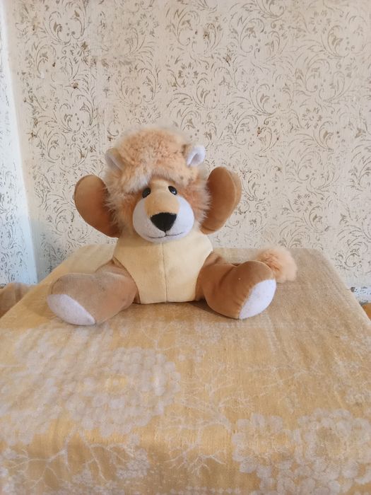 М'яка іграшка, левеня.