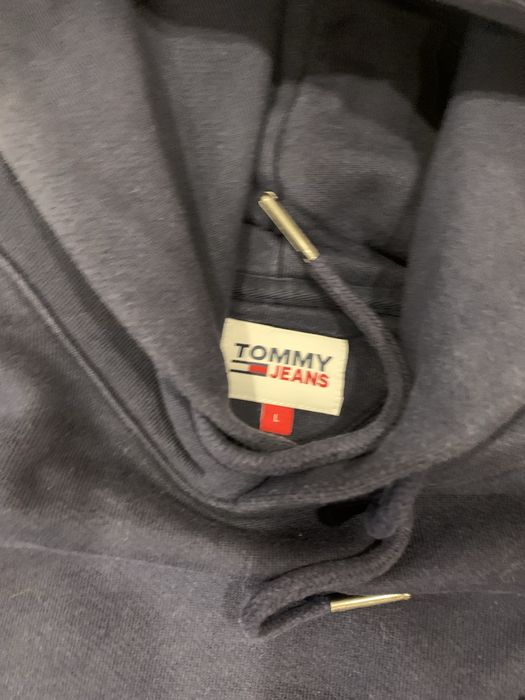 Camisola com carapuço com bolso parte da frente em azul escuro