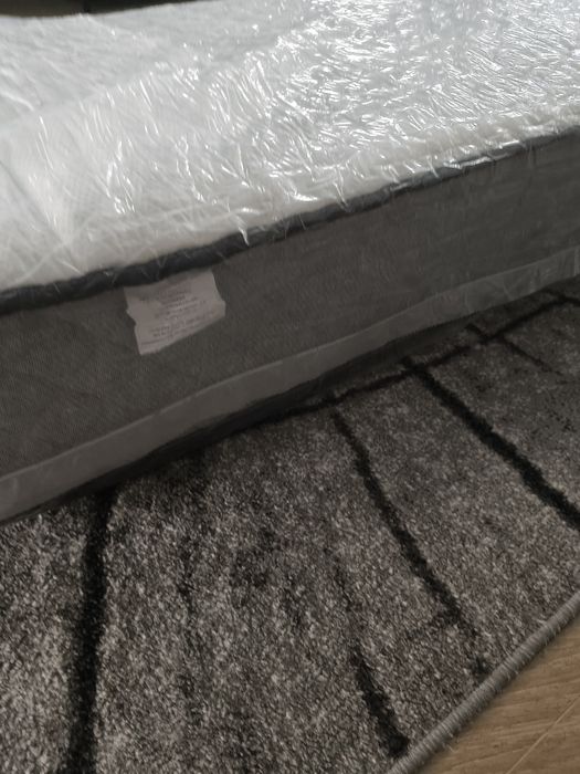 Materac NOWY 200x80x23