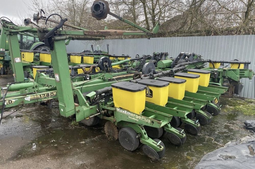 Сівалка точного висіву пневматична JOHN DEERE 1780 пропашна інтерплент