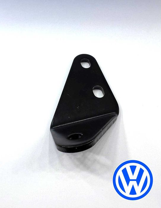 Кронштейн опора кріплення педалі щеплення зчеплення VW Volkswagen T4
