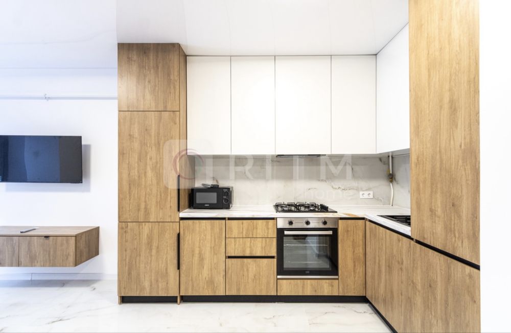 Оренда 1к+кухня студія