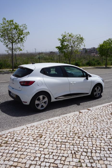 Clio Dynamique S - 18.000km reais