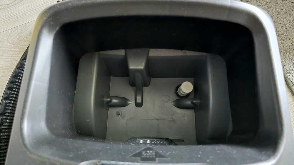 Odkurzacz Piorący Karcher Puzzi 10/1 w idealnym stanie