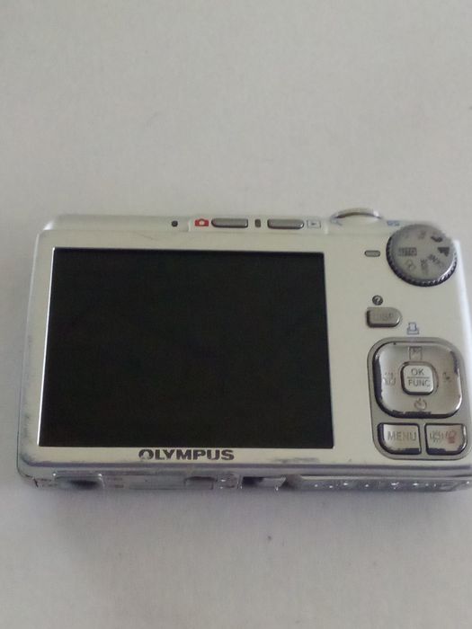 Фотоаппарат Olympus FE-320  SP-500 UZ