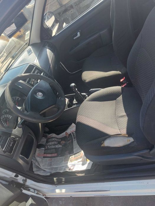 Fiat Strada de 2010
