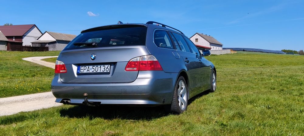 Sprzedam BMW E61 523i