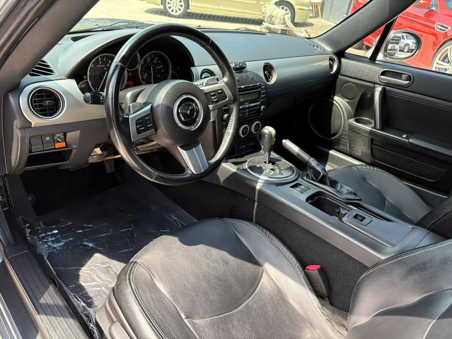 Mazda MX-5      2013