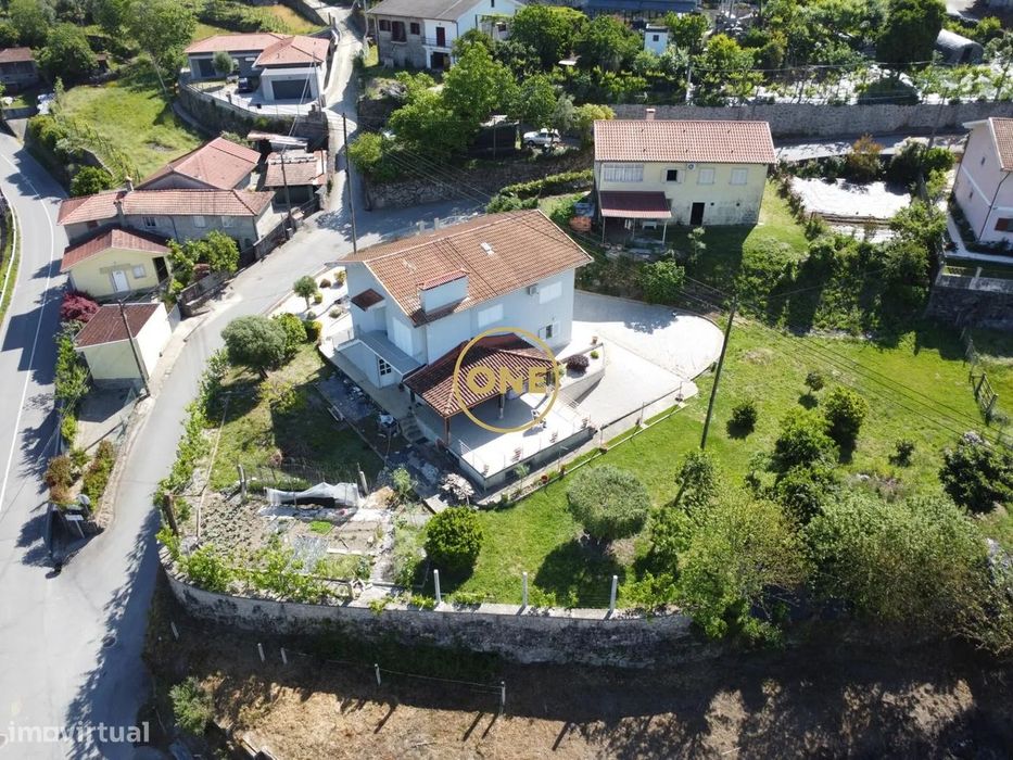 Moradia T4 - Balança - Terras de Bouro