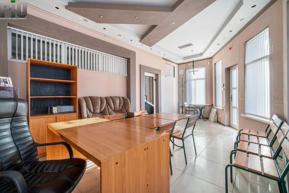 Комерційне приміщення